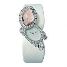 时尚婚嫁 珠宝、表情与化妆品的完美融合