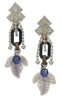 浓缩百年时尚 古董珠宝的新玩法